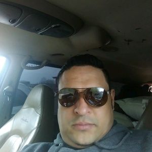 Meet your Posher, Javier